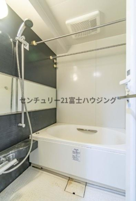 �_�ސ쌧����s�쓡��̒��Ã}���V�����̗���