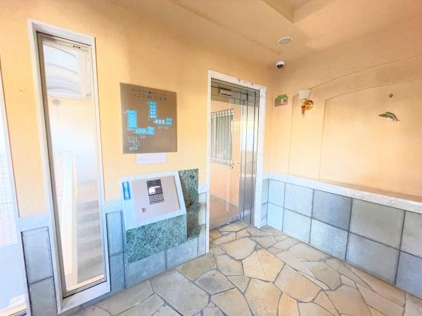 �_�ސ쌧����s�����C��1���ڂ̒��Ã}���V�����̃G���g�����X