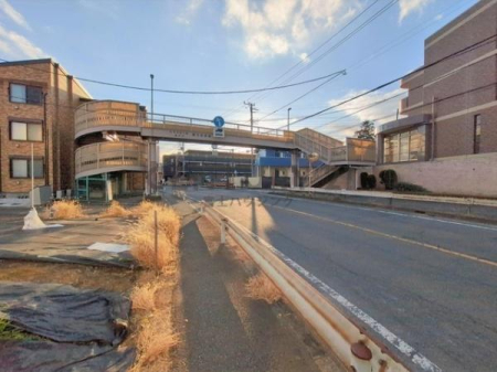 �_�ސ쌧����s�P�s1���ڂ̓y�n�̑O�ʓ��H�܂ތ��n�ʐ^