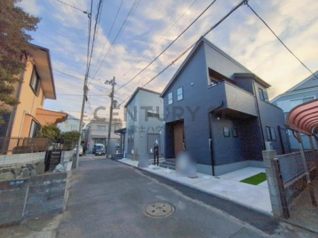 �_�ސ쌧����s�ғ����C��2���ڂ̐V�z��ˌ��Ă̑O�ʓ��H�܂ތ��n�ʐ^