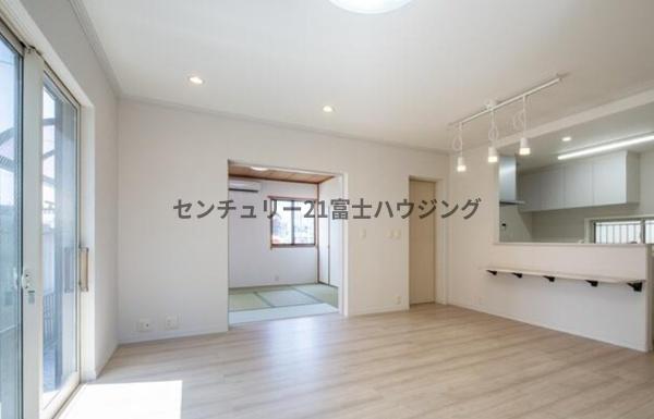 �_�ސ쌧������s���c4���ڂ̒��È�ˌ��Ẵ��r���O