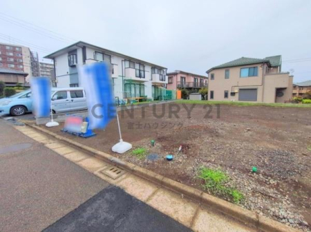 �_�ސ쌧����s�T���1���ڂ̓y�n�̑O�ʓ��H�܂ތ��n�ʐ^