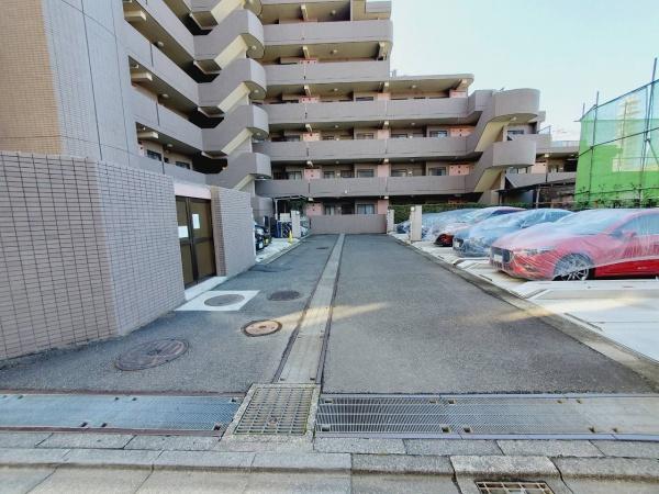 �_�ސ쌧����s���� 1052-3�̒��Ã}���V�����̂��̑�