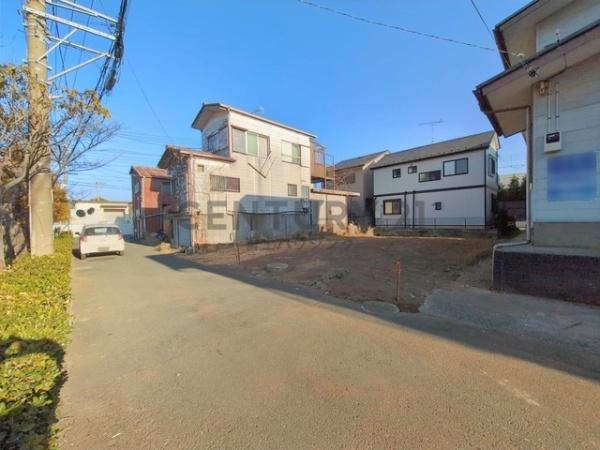 �_�ސ쌧����s���˂̓y�n�̑O�ʓ��H�܂ތ��n�ʐ^