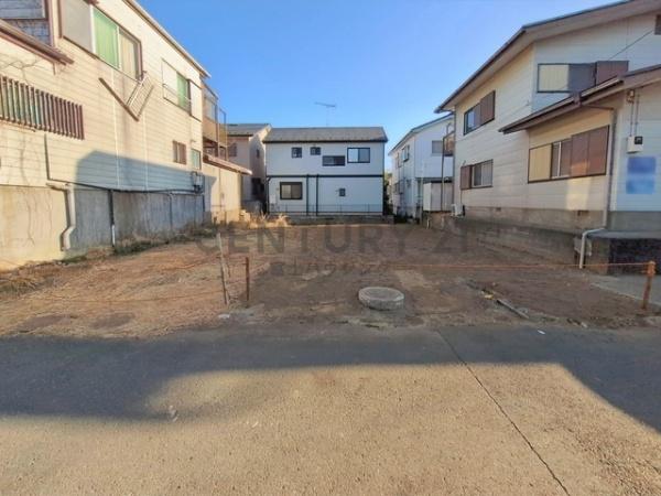 �_�ސ쌧����s���˂̓y�n�̑O�ʓ��H�܂ތ��n�ʐ^