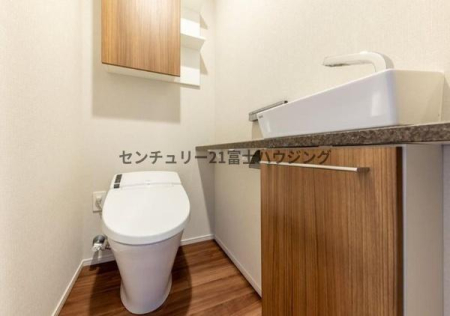 �_�ސ쌧������s���C��2���ڂ̒��Ã}���V�����̃g�C��