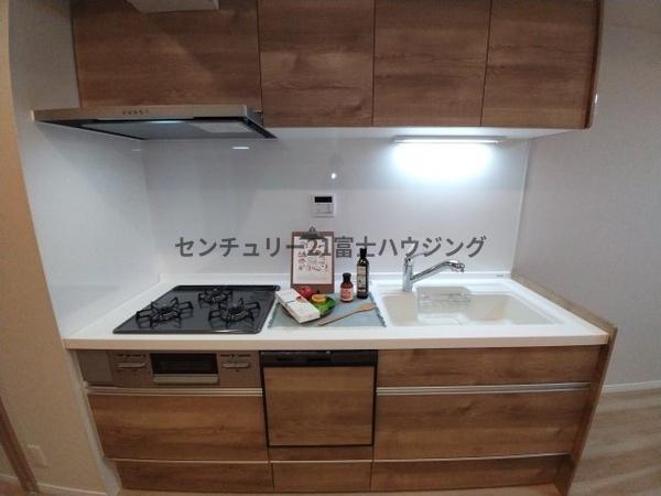 �_�ސ쌧���q�s���{2���ڂ̒��Ã}���V�����̃L�b�`��