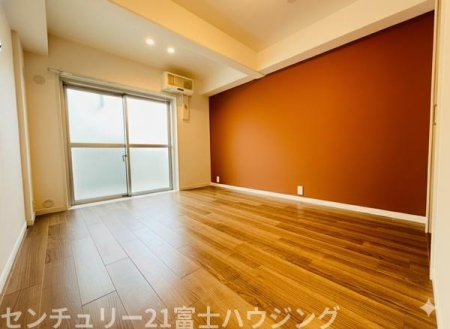 �_�ސ쌧������s�ԏ����̒��Ã}���V�����̐Q��