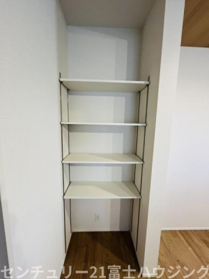 �_�ސ쌧������s�����̐V�z��ˌ��Ă̎��[