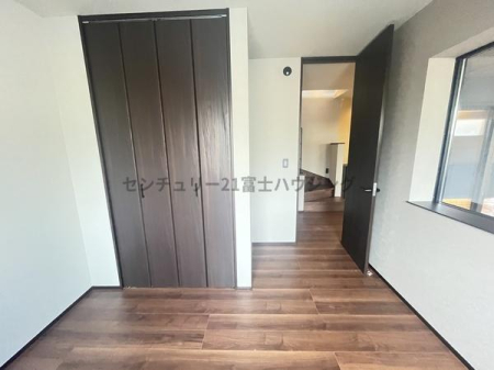 �_�ސ쌧������s�l�|3���ڂ̐V�z��ˌ��Ă̗m��