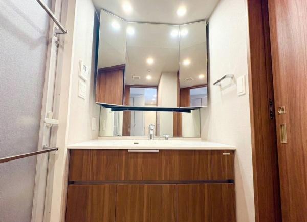 �_�ސ쌧���؎s����2���ڂ̒��Ã}���V�����̐��ʑ�E���ʏ�