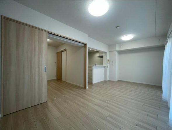 �_�ސ쌧����s���3���ڂ̒��Ã}���V�����̃��r���O