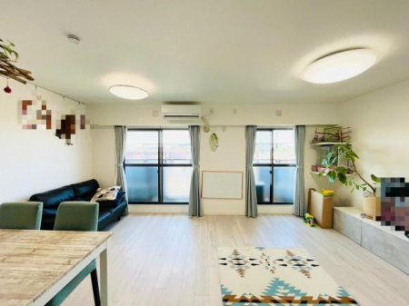 �_�ސ쌧��a�s�����ъ�5���ڂ̒��Ã}���V�����̃��r���O