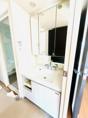 �_�ސ쌧����s���ؑ�1���ڂ̒��Ã}���V�����̐��ʑ�E���ʏ�