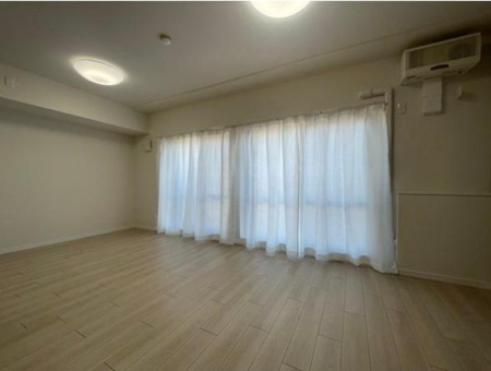 �_�ސ쌧����s���3���ڂ̒��Ã}���V�����̃��r���O