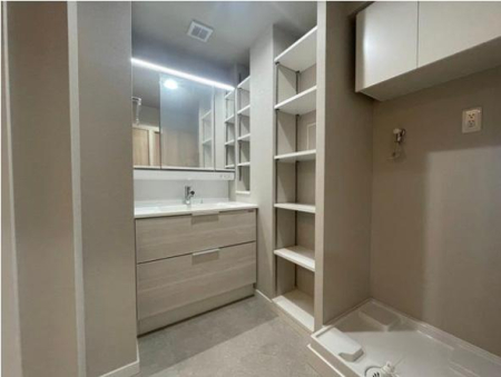 �_�ސ쌧����s���3���ڂ̒��Ã}���V�����̐��ʑ�E���ʏ�