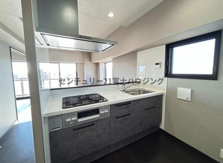 �_�ސ쌧����s�ΐ�2���ڂ̒��Ã}���V�����̃L�b�`��