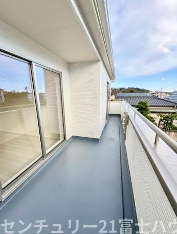 �_�ސ쌧����s���̐V�z��ˌ��Ẵo���R�j�[