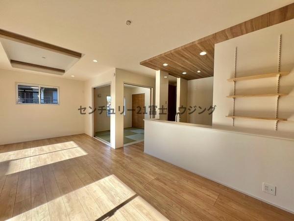 �_�ސ쌧����s�H��5���ڂ̐V�z��ˌ��Ẵ��r���O