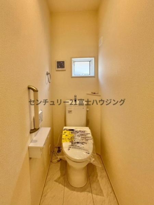 �_�ސ쌧����s�H��5���ڂ̐V�z��ˌ��Ẵg�C��