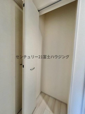 �_�ސ쌧����s�H��5���ڂ̐V�z��ˌ��Ă̎��[