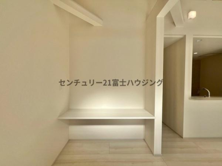 �_�ސ쌧����s�H��5���ڂ̐V�z��ˌ��Ẵ��r���O