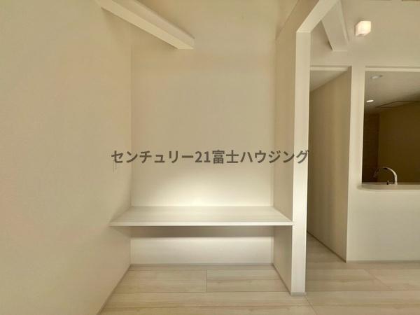 �_�ސ쌧����s�H��5���ڂ̐V�z��ˌ��Ẵ��r���O