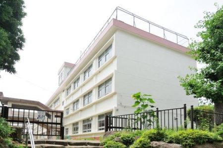 �_�ސ쌧���ˎs�g�J���̒��Ã}���V�����̎��ӊ�