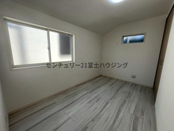 �_�ސ쌧����s�����C��7���ڂ̐V�z��ˌ��Ẳ摜