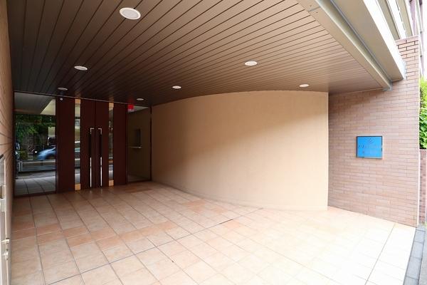 �_�ސ쌧���q�s����2���ڂ̒��Ã}���V�����̃G���g�����X