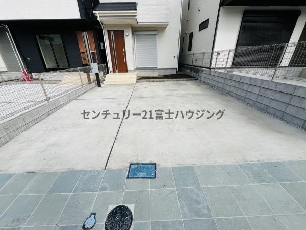 �_�ސ쌧������s����4���ڂ̐V�z��ˌ��Ă̒��ԏ�