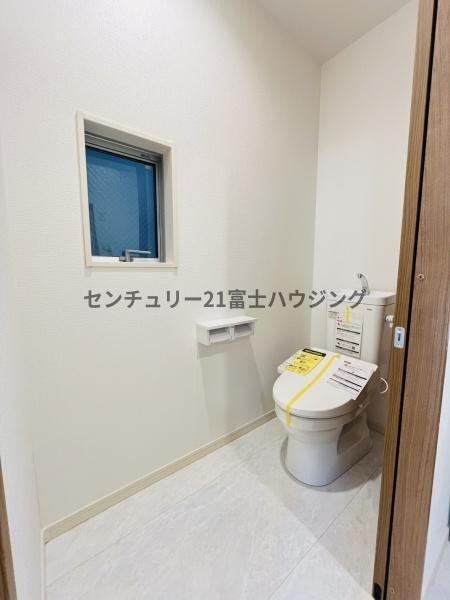 �_�ސ쌧������s����4���ڂ̐V�z��ˌ��Ẵg�C��