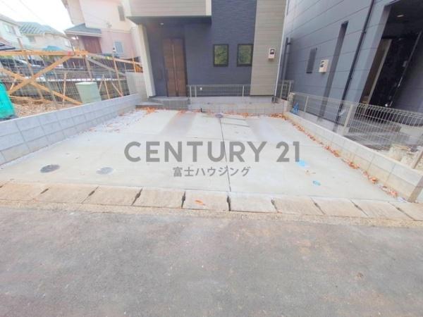 �_�ސ쌧����s�V�_��3���ڂ̐V�z��ˌ��Ă̒��ԏ�