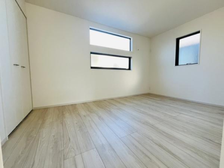 �_�ސ쌧������s�ᏼ���̐V�z��ˌ��Ă̗m��