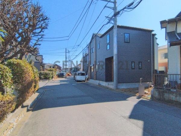 �_�ސ쌧������s���h�̐V�z��ˌ��Ă̑O�ʓ��H�܂ތ��n�ʐ^