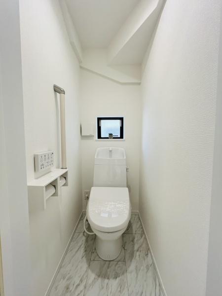 �_�ސ쌧������s������2���ڂ̐V�z��ˌ��Ẵg�C��