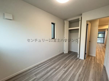 �_�ސ쌧������s�㊯���̐V�z��ˌ��Ă̗m��