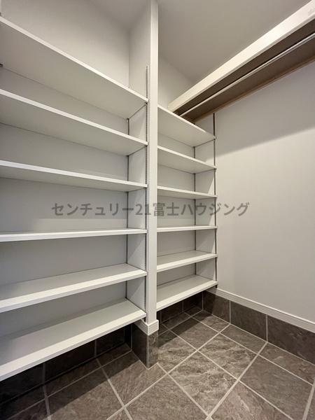 �_�ސ쌧������s�㊯���̐V�z��ˌ��Ă̌���