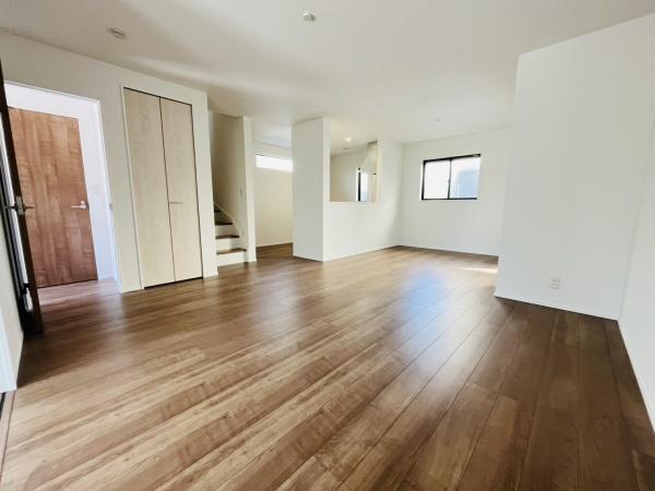 �_�ސ쌧������s�΂��l�̐V�z��ˌ��Ẵ��r���O