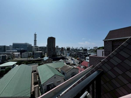 �_�ސ쌧����s�勘1���ڂ̒��Ã}���V�����̏Z�˂���̒��]�ʐ^