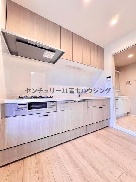 �_�ސ쌧����s�勘1���ڂ̒��Ã}���V�����̃L�b�`��