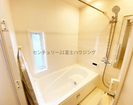 �_�ސ쌧������s����3���ڂ̐V�z��ˌ��Ă̗���