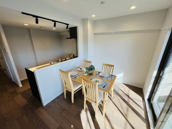 �_�ސ쌧���ˎs���Β��̒��Ã}���V�����̃L�b�`��