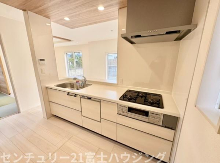 �_�ސ쌧����s���̐V�z��ˌ��ẴL�b�`��