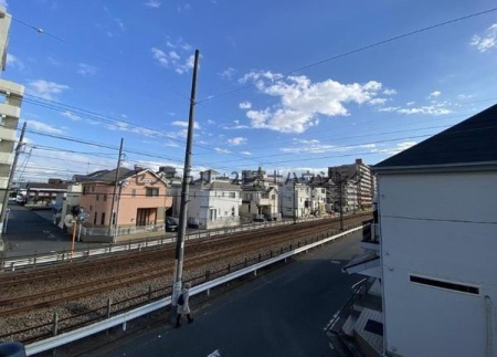 �_�ސ쌧����s�Ó��4���ڂ̐V�z��ˌ��Ă̏Z�˂���̒��]�ʐ^