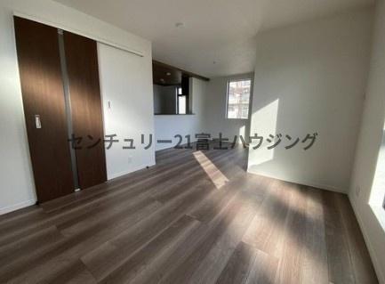 �_�ސ쌧����s�Ó��4���ڂ̐V�z��ˌ��Ẵ��r���O