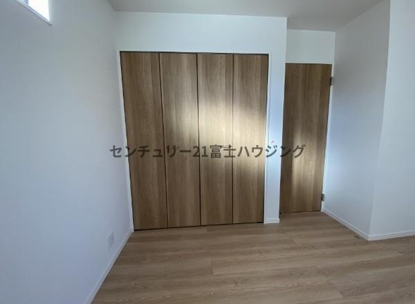 �_�ސ쌧����s�Ó��4���ڂ̐V�z��ˌ��Ă̎��[