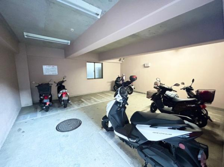 �_�ސ쌧����s�P�s��1���ڂ̒��Ã}���V�����̂��̑����p��