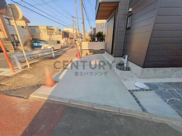 �_�ސ쌧����s�����C��3���ڂ̐V�z��ˌ��Ă̂��̑����n