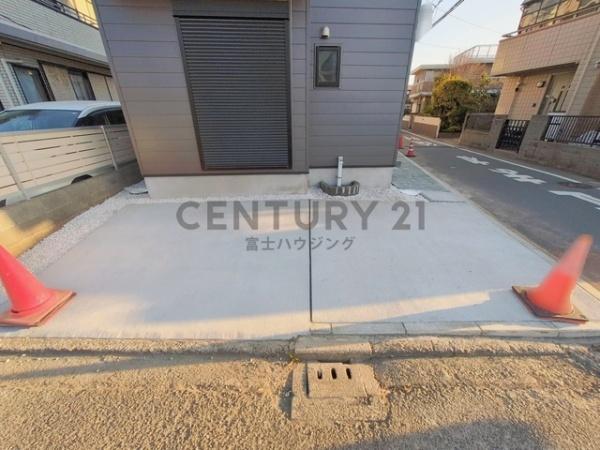 �_�ސ쌧����s�����C��3���ڂ̐V�z��ˌ��Ă̒��ԏ�